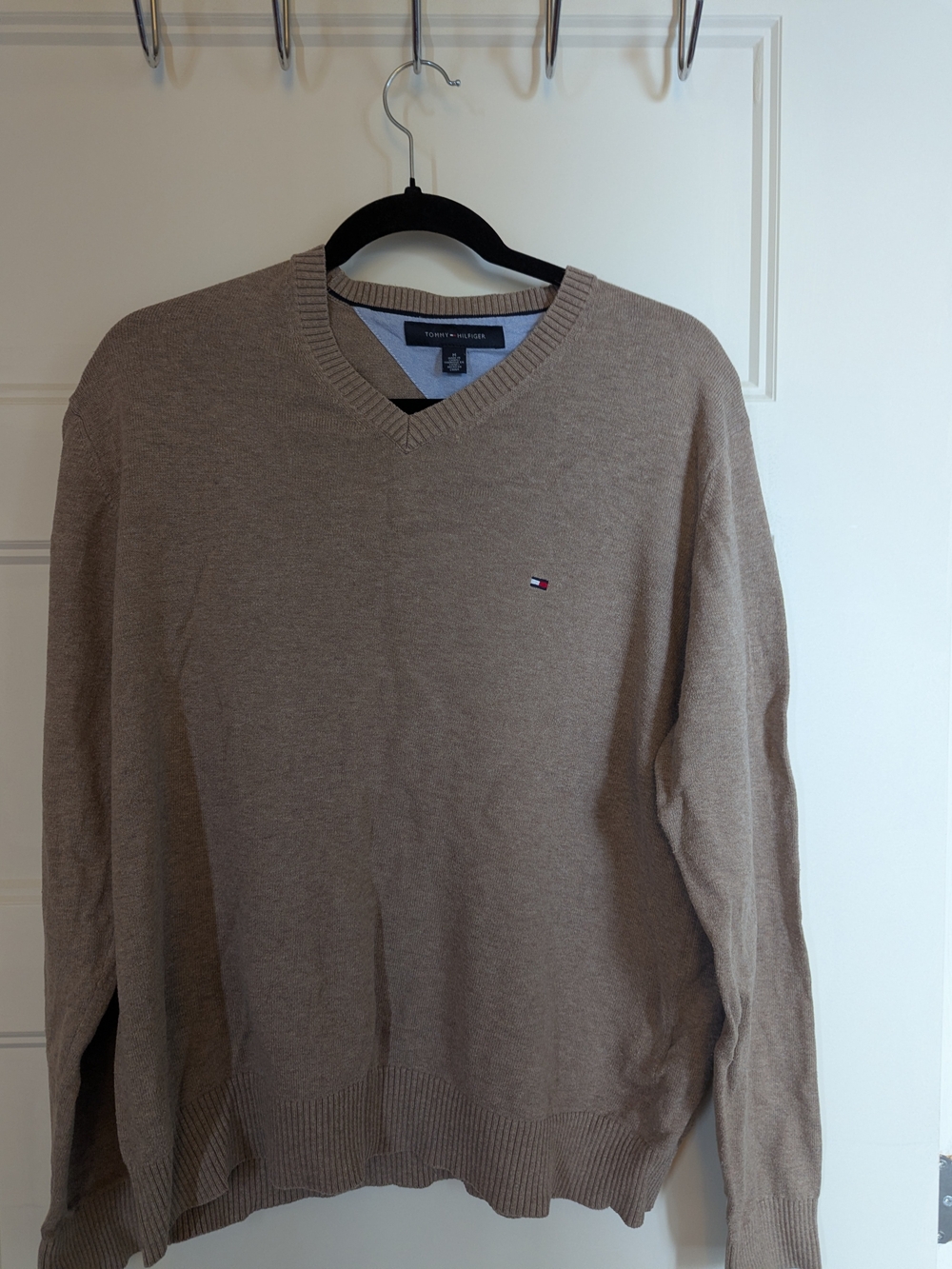 Tommy Hilfiger Men’s V-Neck Sweater - Tan